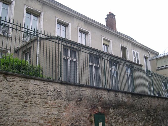  petit immeuble donnant sur la rue Gonthier
